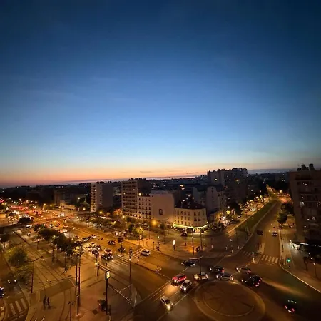 Appartement In The Sky Of *